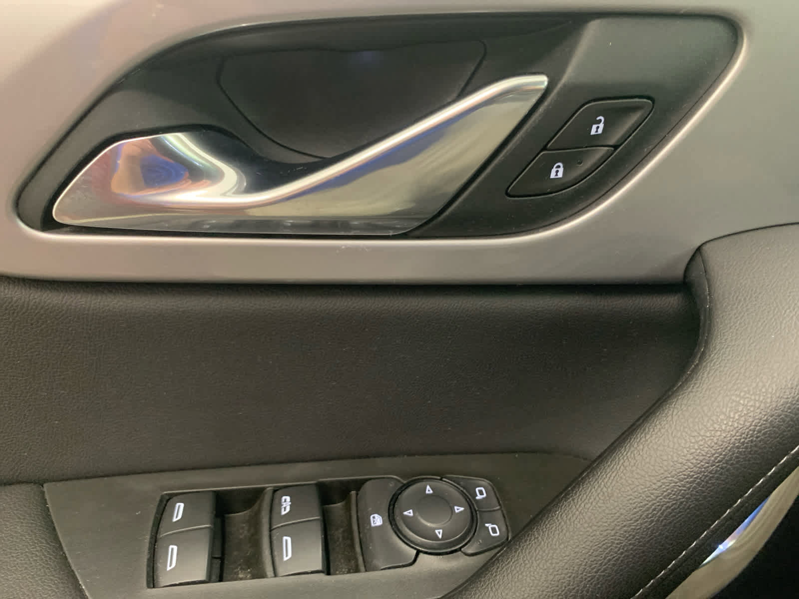 Used 2021 Chevrolet Blazer LT image 19