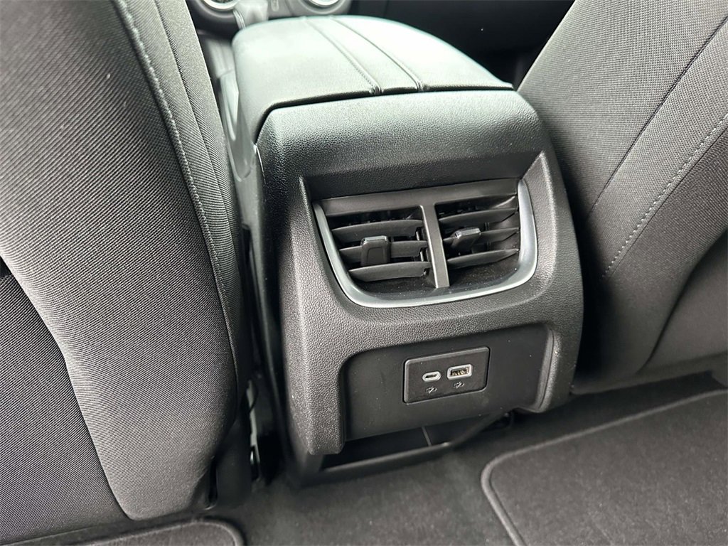 Used 2021 Chevrolet Blazer LT image 12