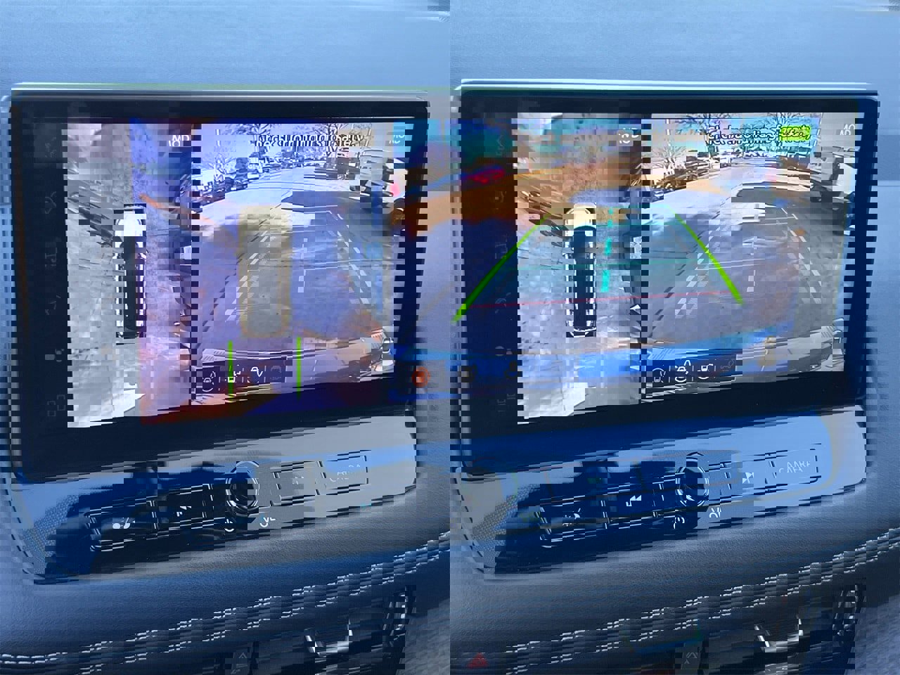 Certified 2025 Nissan Rogue Platinum image 16