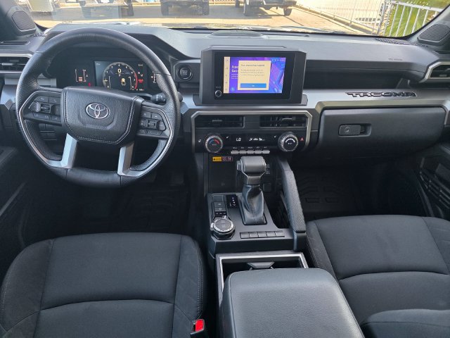 Used 2024 Toyota Tacoma SR5 AWD/4WD image 15