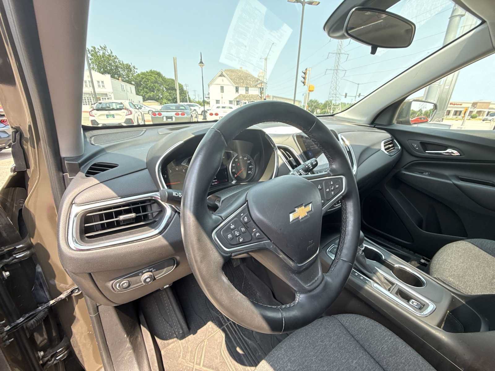 Certified 2023 Chevrolet Equinox LT AWD/4WD image 10