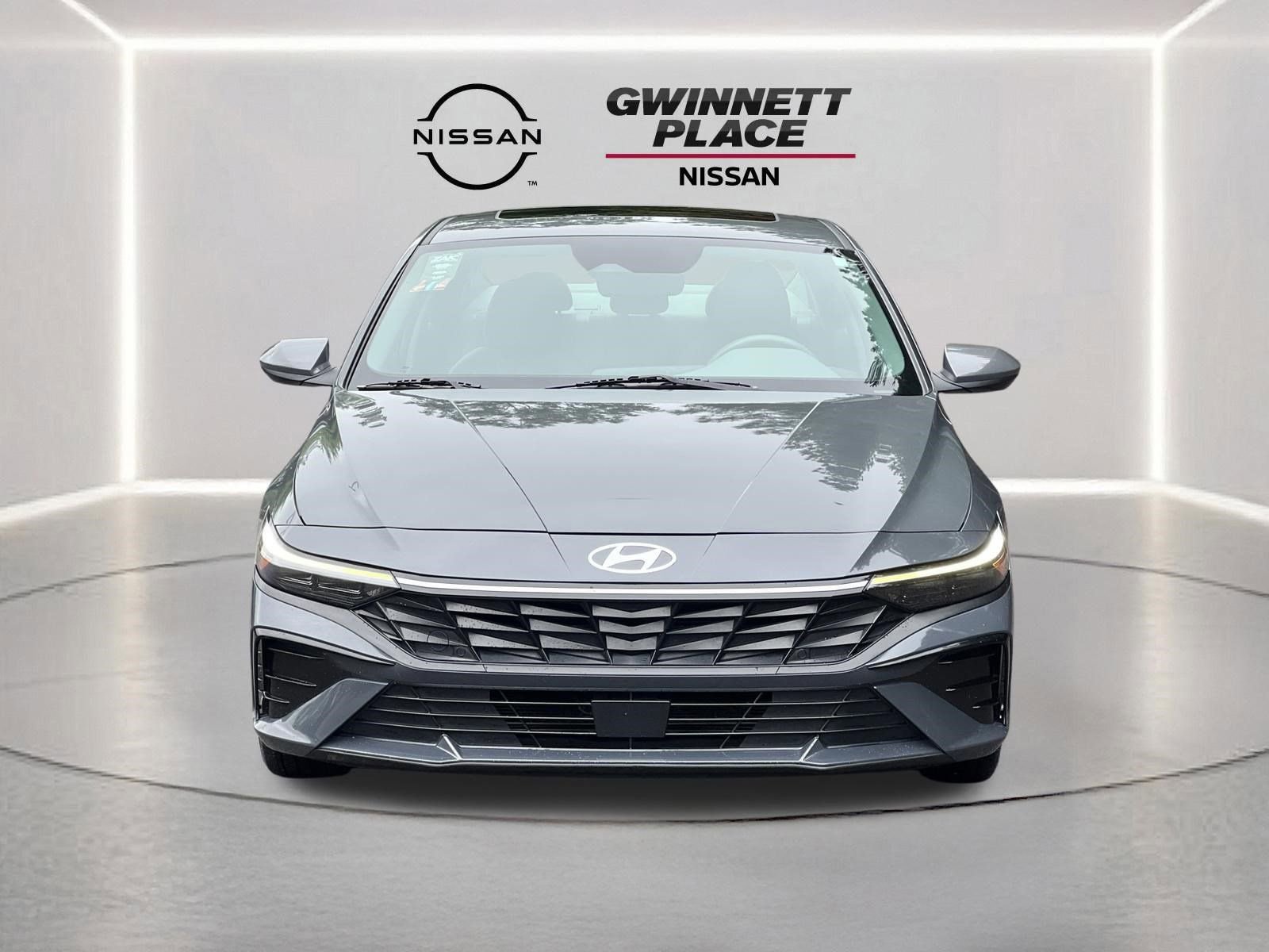 Used 2025 Hyundai Elantra SEL FWD image 30