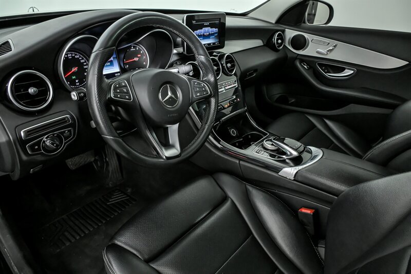 Used 2016 Mercedes-Benz C 300 4MATIC Sedan image 17