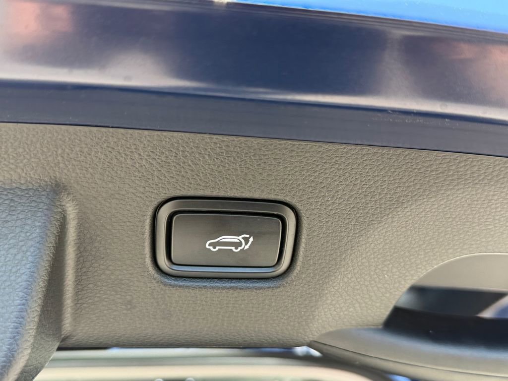 Certified 2024 Kia Seltos SX w/ SX Sunroof Package image 29