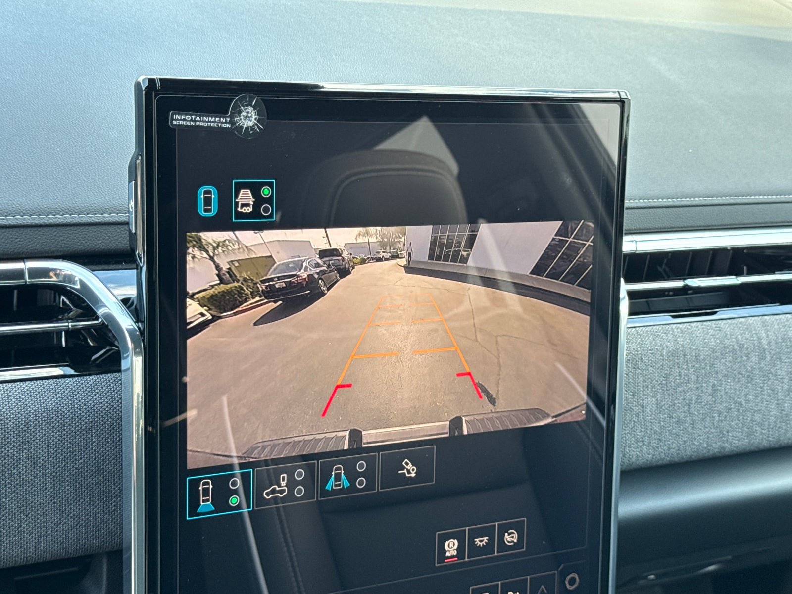 Certified 2026 GMC Sierra EV Elevation AWD/4WD image 32