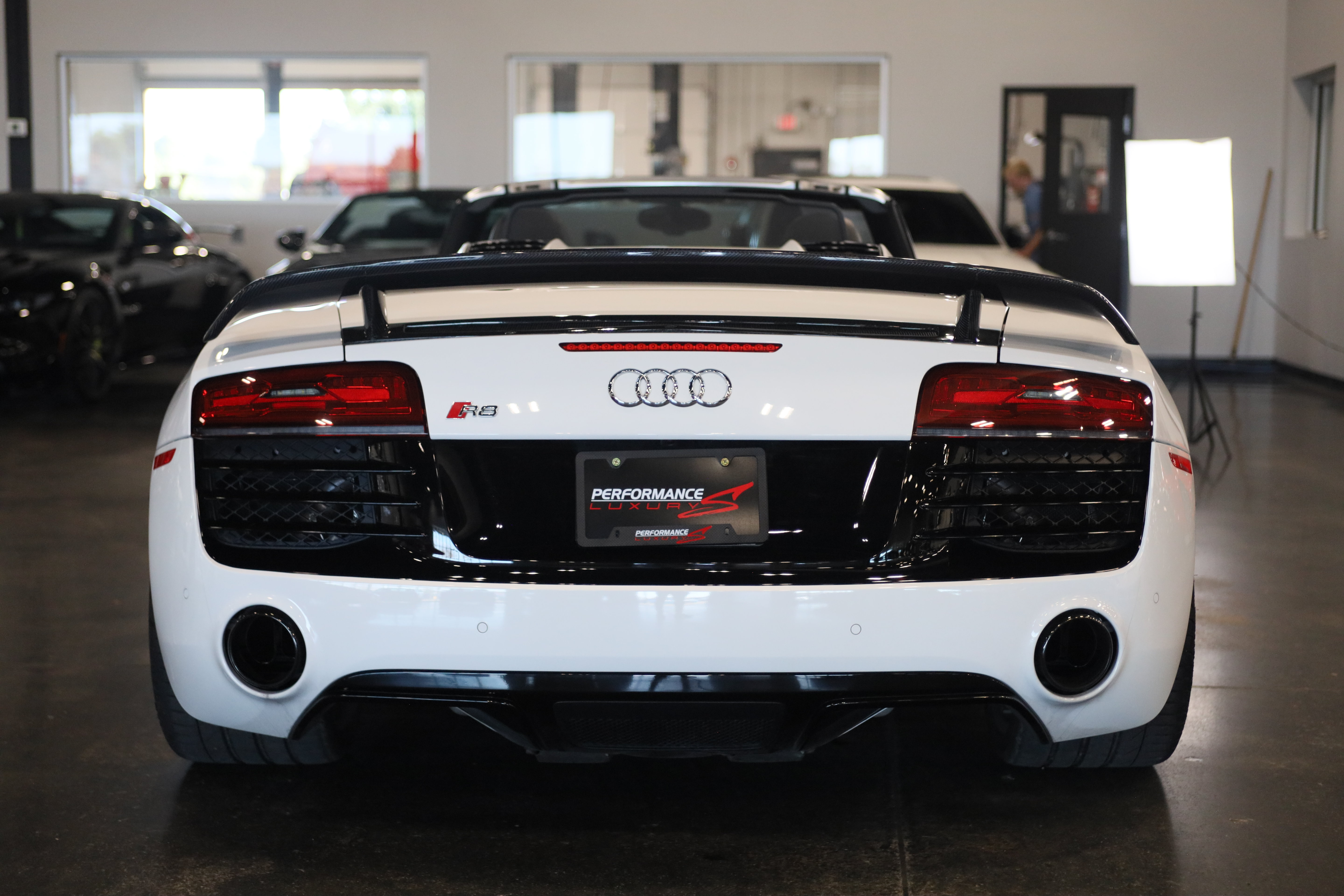 Used 2015 Audi R8 V10 AWD/4WD image 7