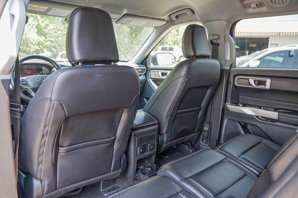 Used 2023 Ford Explorer XLT w/ Equipment Group 202A image 38