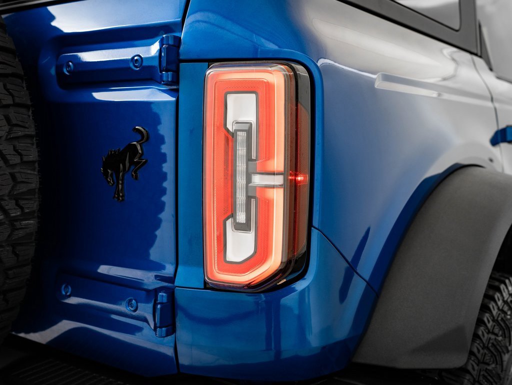 Used 2021 Ford Bronco First Edition image 9