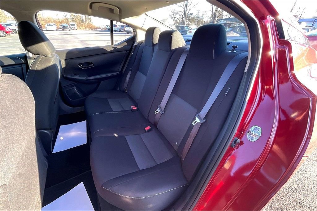 Used 2024 Nissan Sentra SV image 25