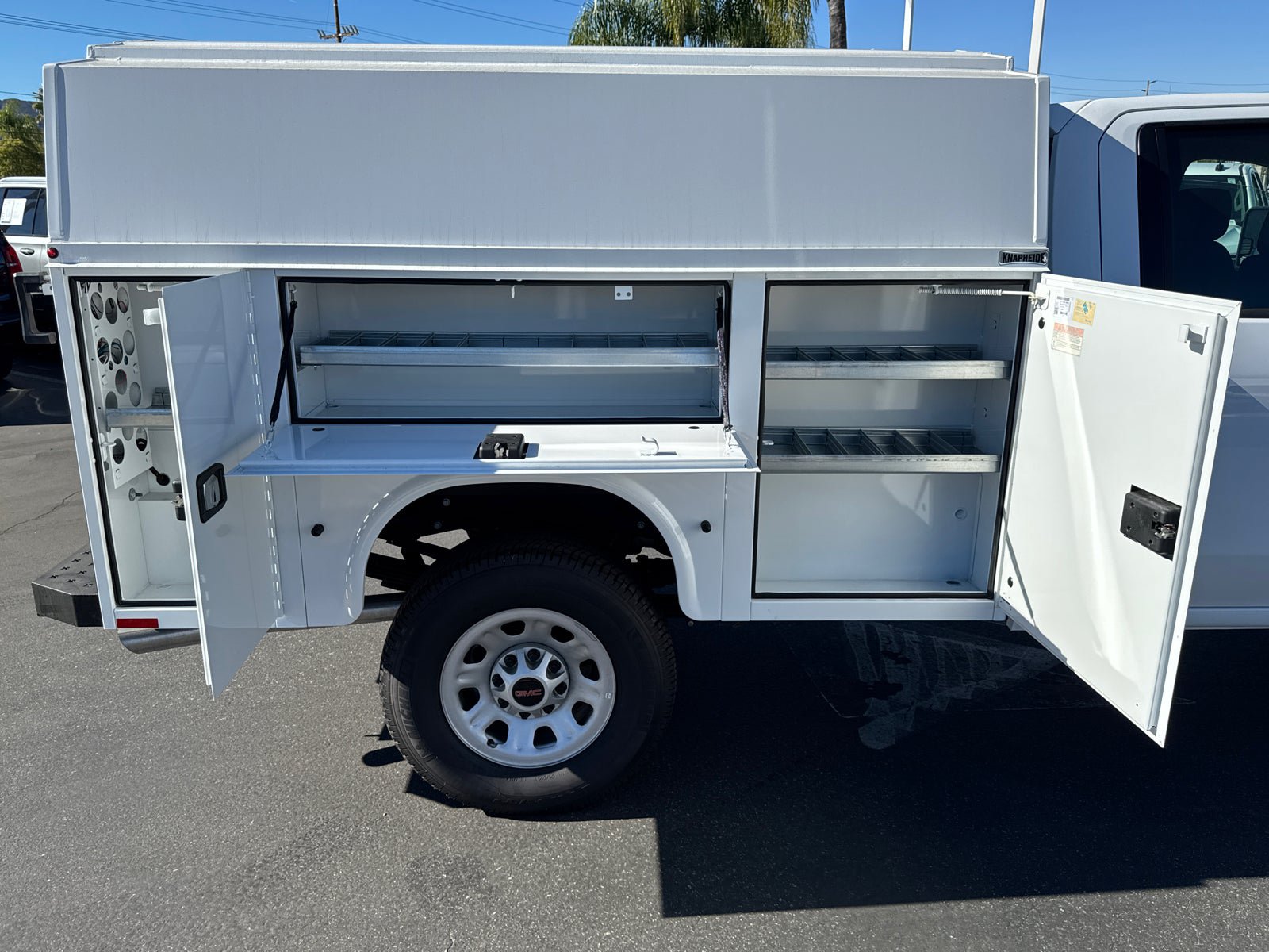 New 2024 GMC Sierra 3500 Pro w/ Fleet Convenience Package RWD image 16