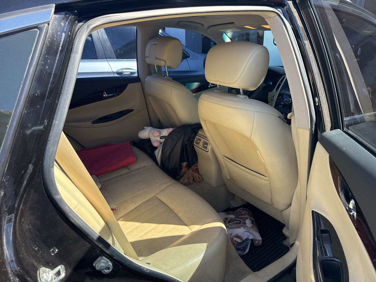 Used 2017 INFINITI QX50 AWD w/ Deluxe Touring Package image 9