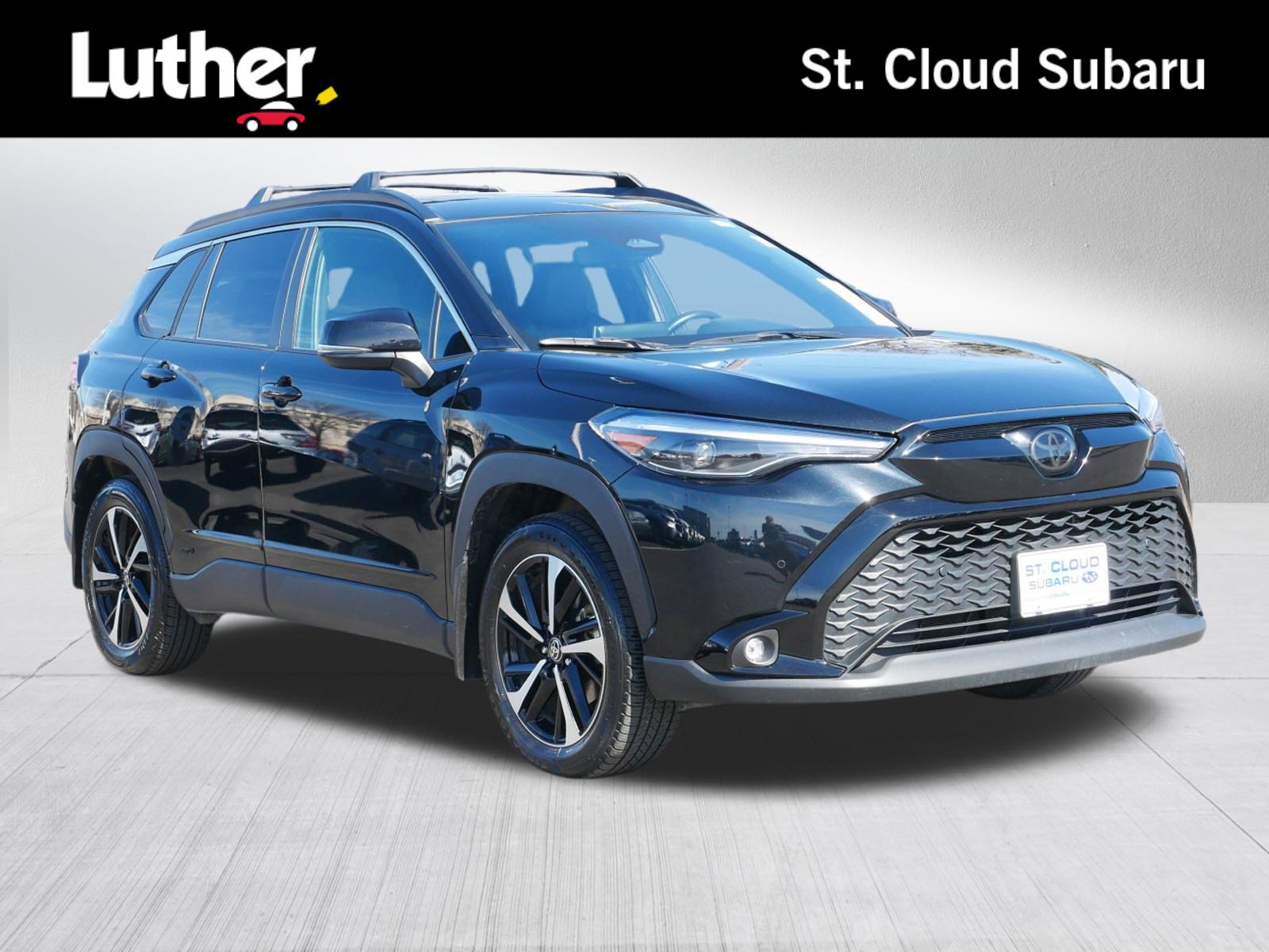 Used 2023 Toyota Corolla Cross XSE w/ Convenience Package video 1