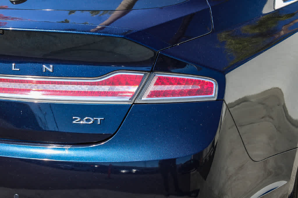 Used 2017 Lincoln MKZ Select w/ Select Plus Package FWD image 7