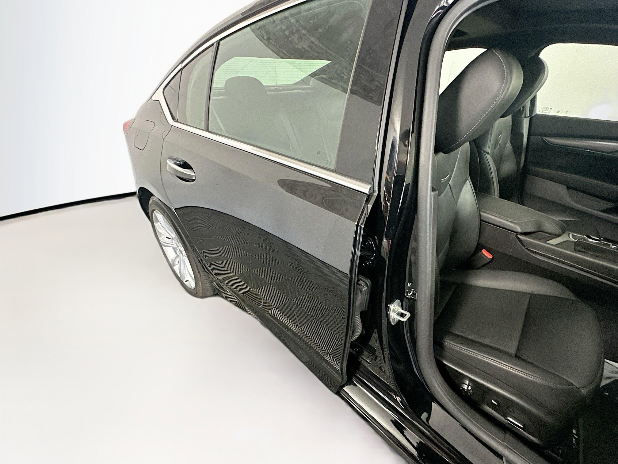 Used 2025 Cadillac CT5 Premium Luxury w/ Sun And Sound Package RWD image 28