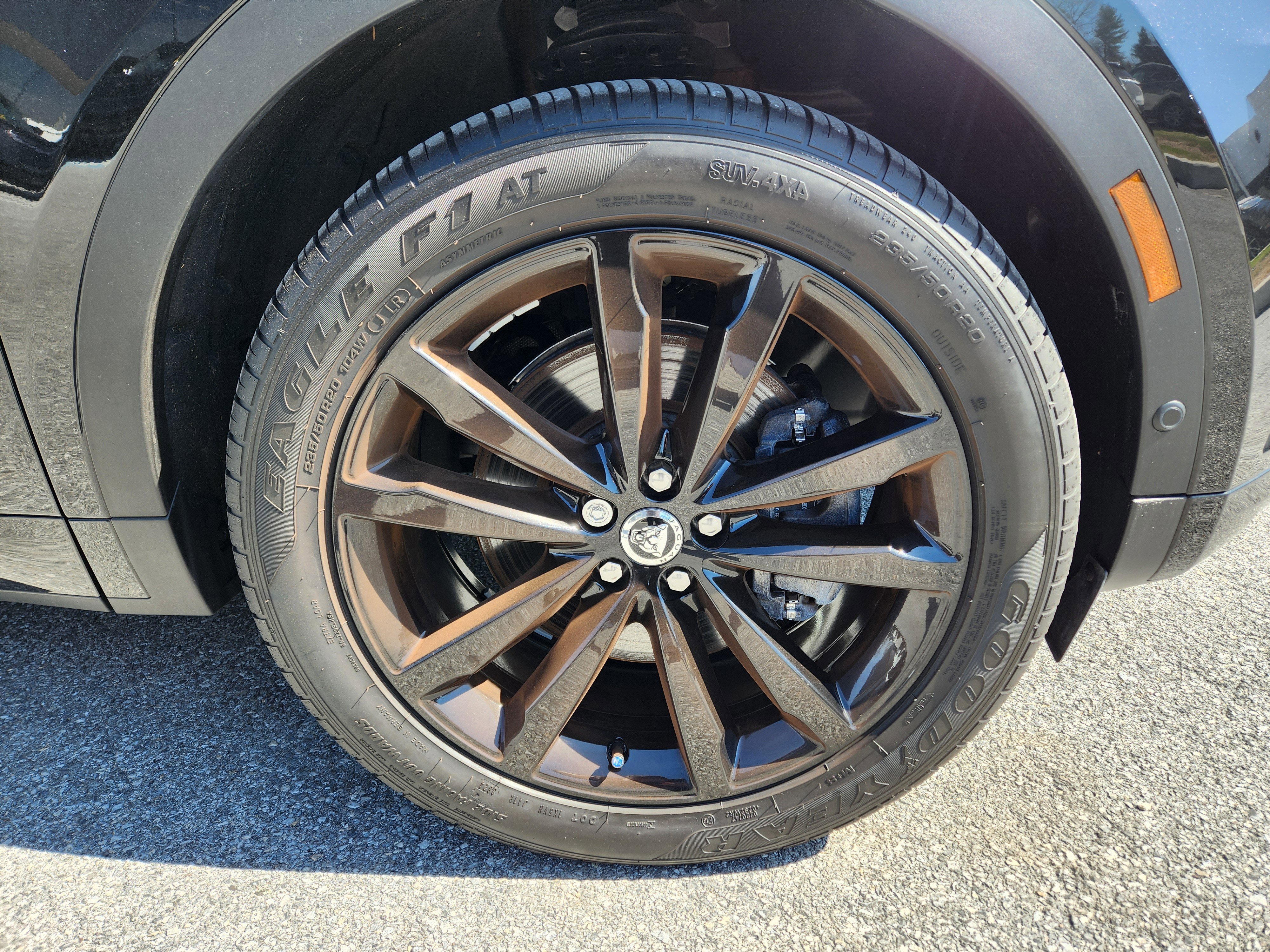 Certified 2024 Jaguar E-PACE R-Dynamic SE image 7