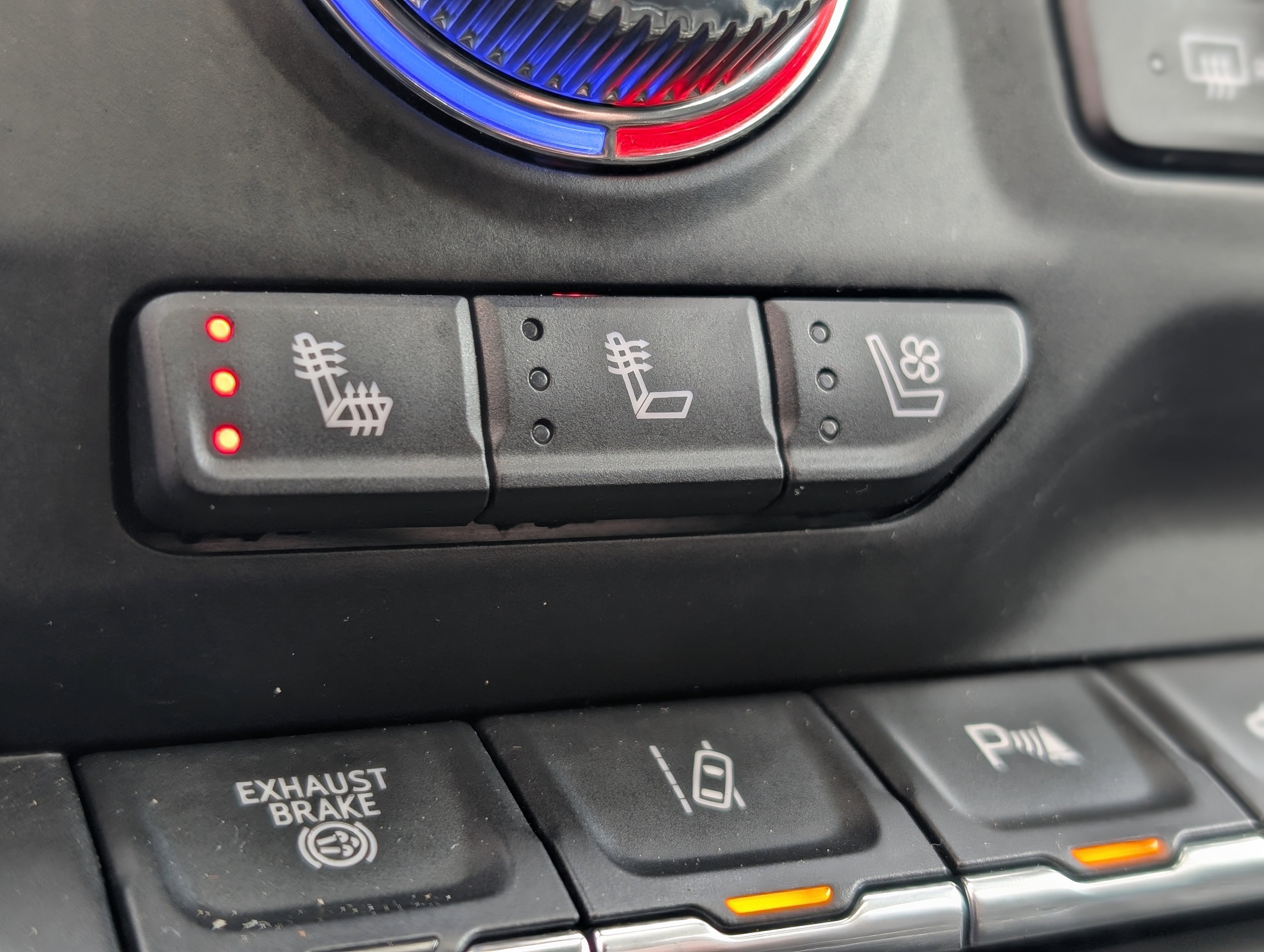 Used 2021 GMC Sierra 3500 Denali w/ Denali Ultimate Package image 4