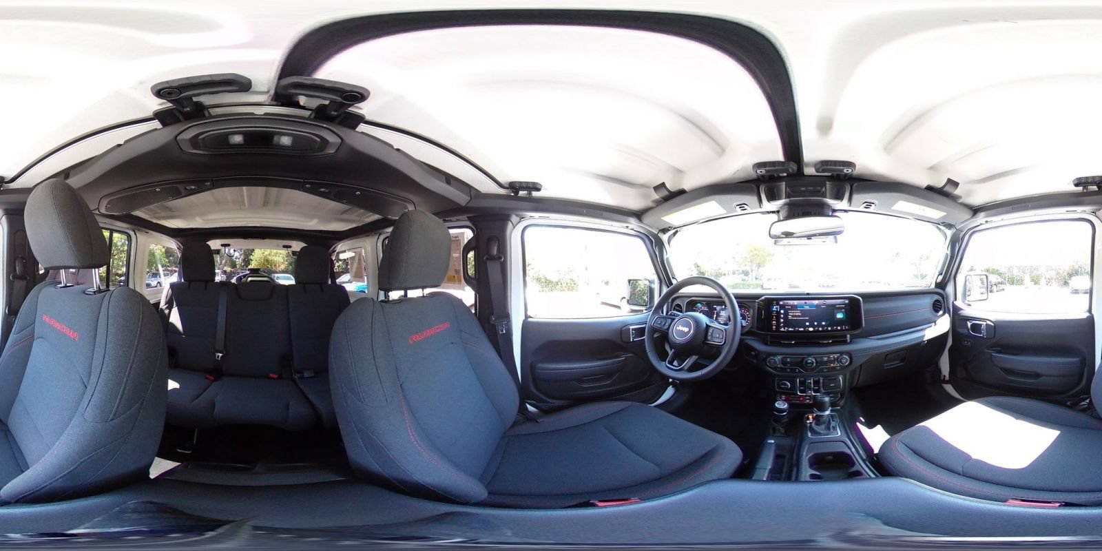 Used 2025 Jeep Wrangler Unlimited Rubicon AWD/4WD image 41