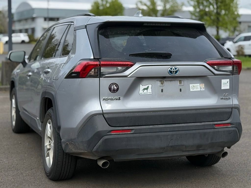 Used 2020 Toyota RAV4 LE w/ Carpet Mat Package image 3