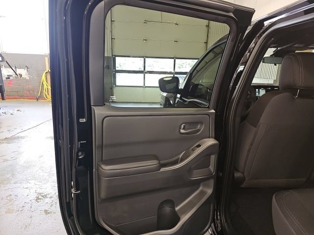 New 2026 Nissan Frontier SV w/ SV Convenience Package AWD/4WD image 18