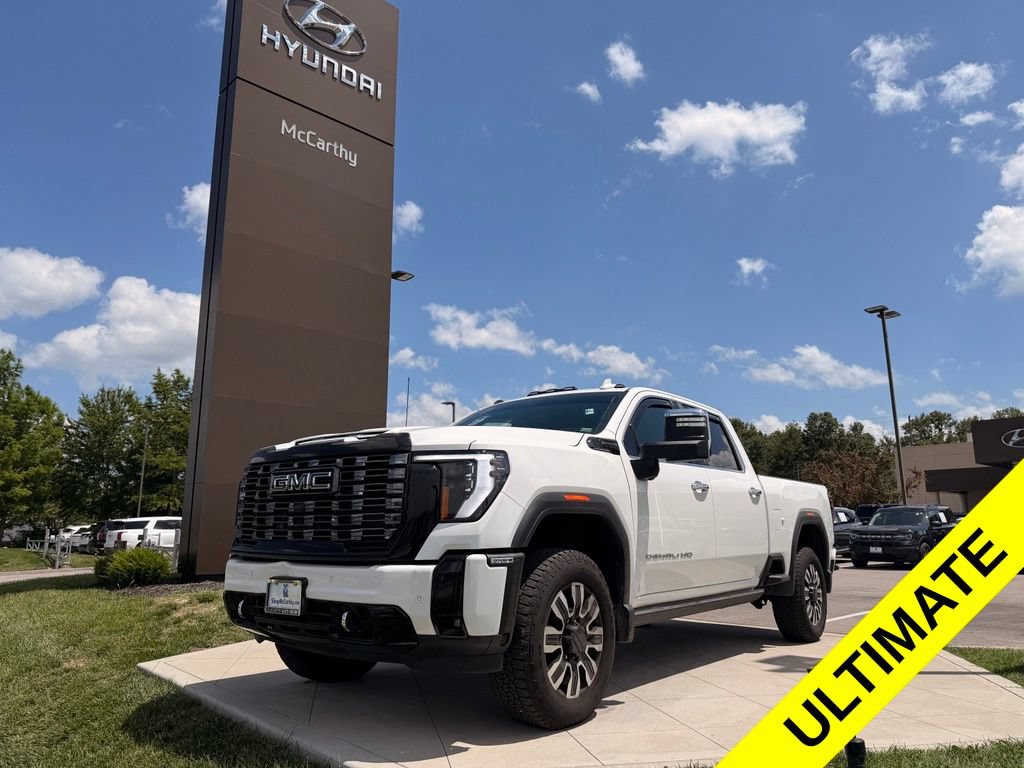 Used 2025 GMC Sierra 3500 Denali Ultimate w/ Snow Plow Prep/Camper Package AWD/4WD image 1