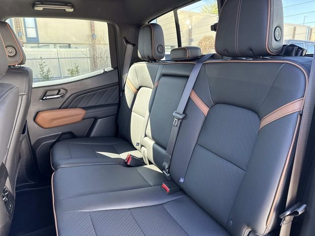 Used 2024 GMC Canyon AT4 w/ AT4 Premium Package image 15