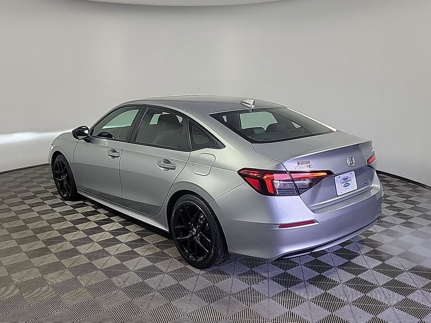 Certified 2025 Honda Civic Sport image 10