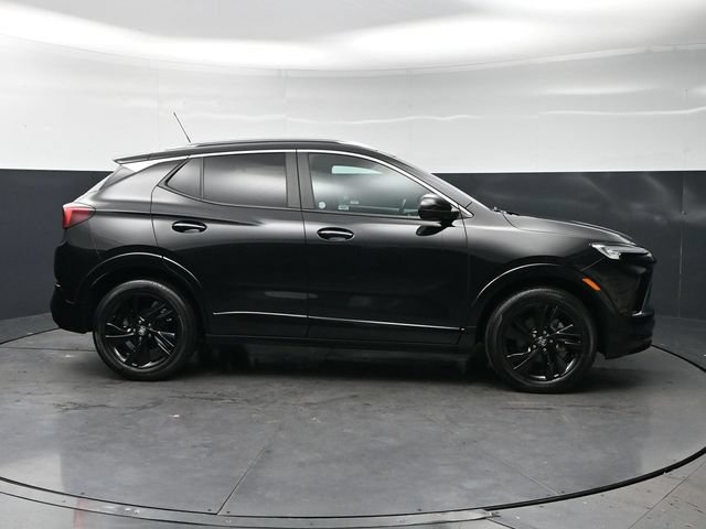 Used 2024 Buick Encore GX Sport Touring w/ Comfort Package FWD image 4