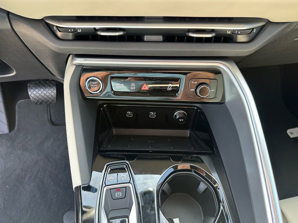 New 2025 Audi Q5 Prestige AWD/4WD image 16