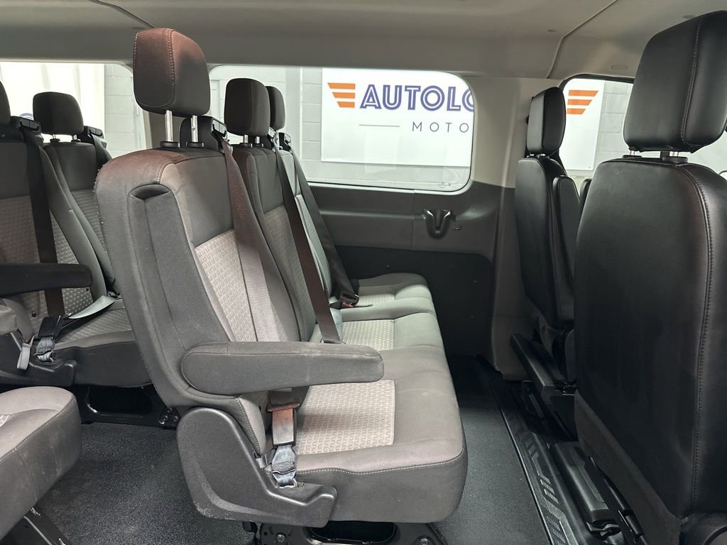 Used 2023 Ford Transit 350 XL image 31