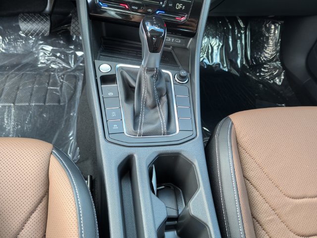 New 2027 Volkswagen Jetta SEL FWD image 18