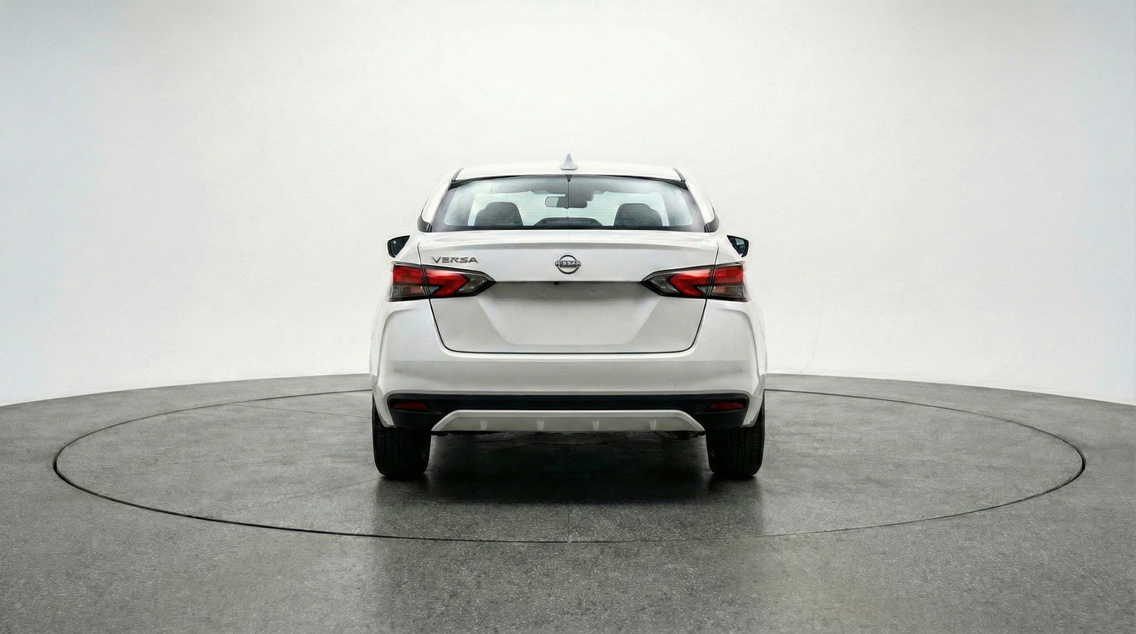 Used 2025 Nissan Versa SV FWD image 7