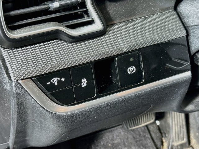 Certified 2023 Kia Sportage LX AWD/4WD image 10