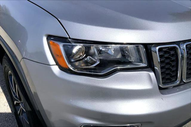 Certified 2021 Jeep Grand Cherokee Limited AWD/4WD image 25