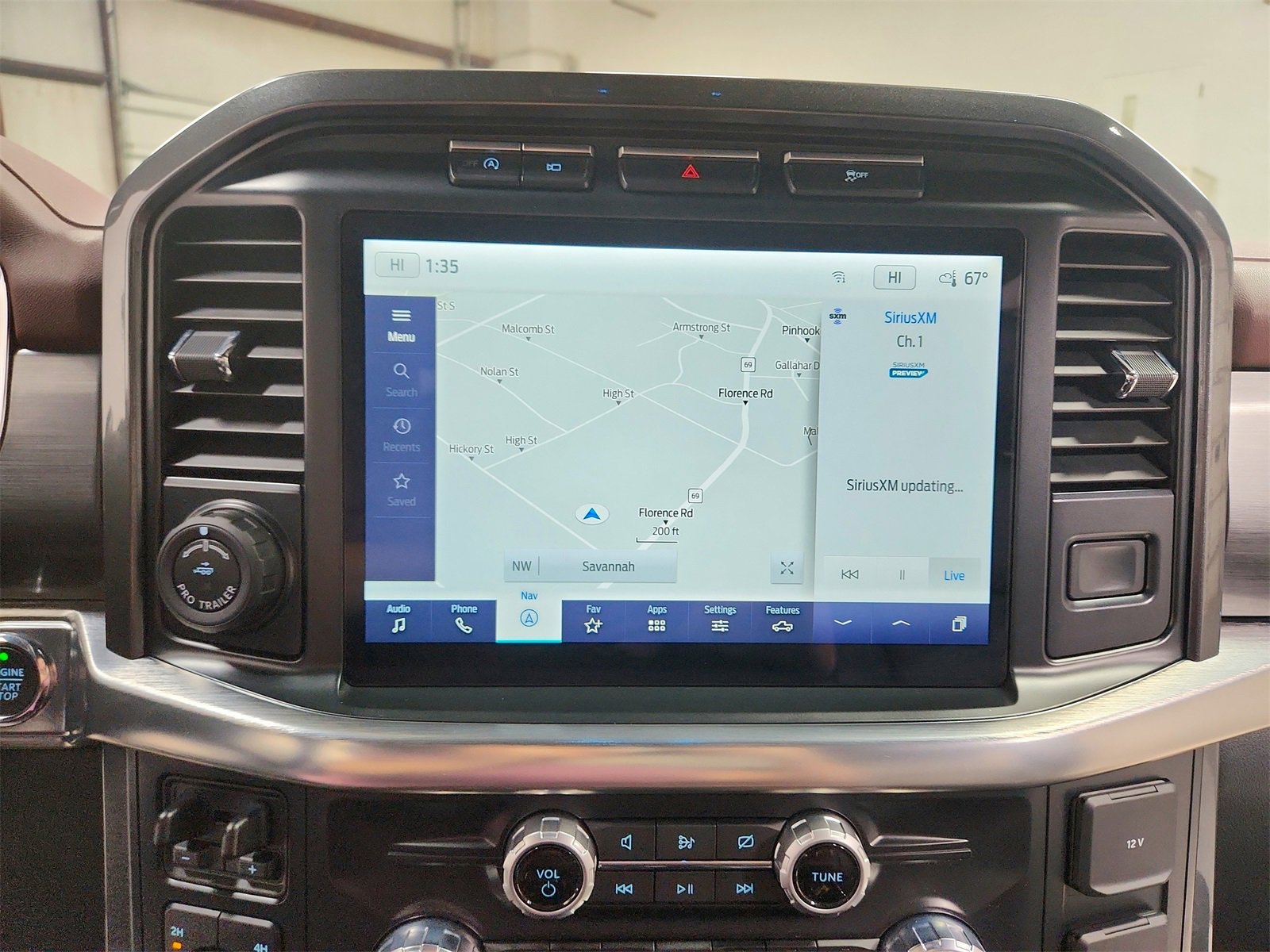 Used 2023 Ford F150 Lariat image 29