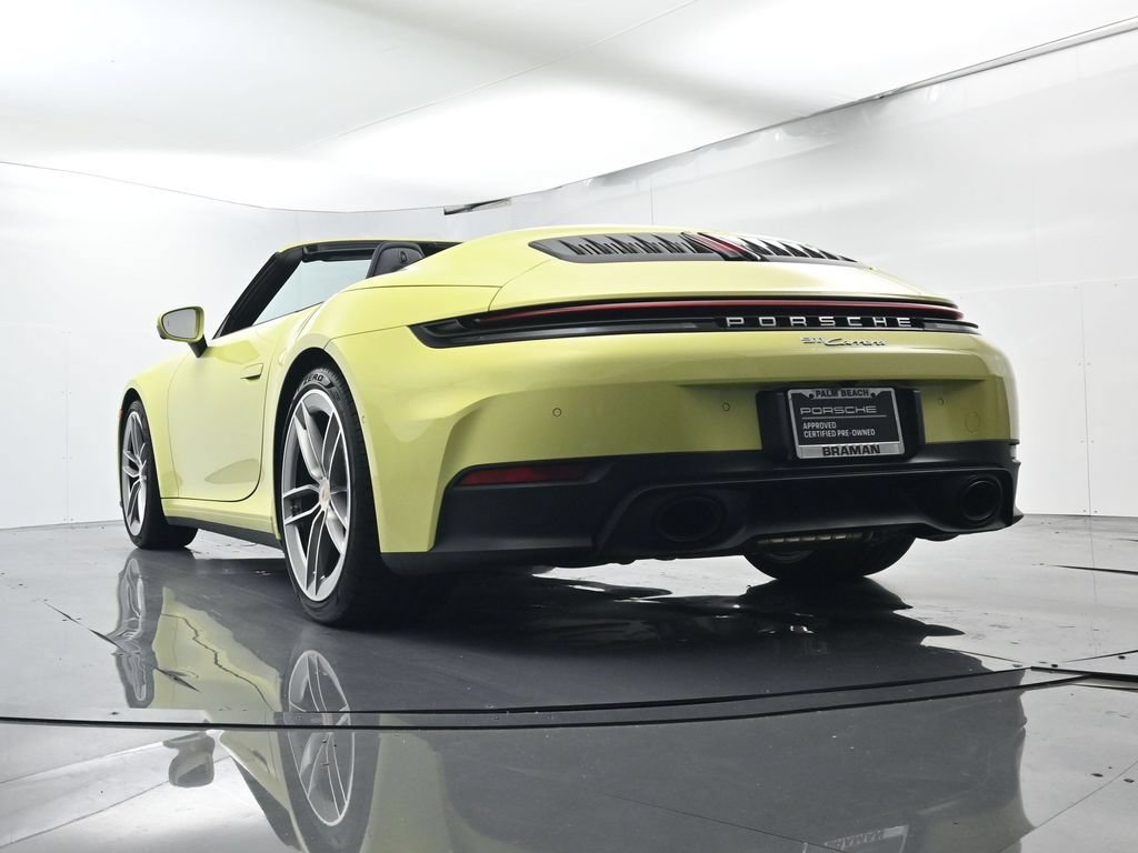 Certified 2025 Porsche 911 Carrera RWD image 55