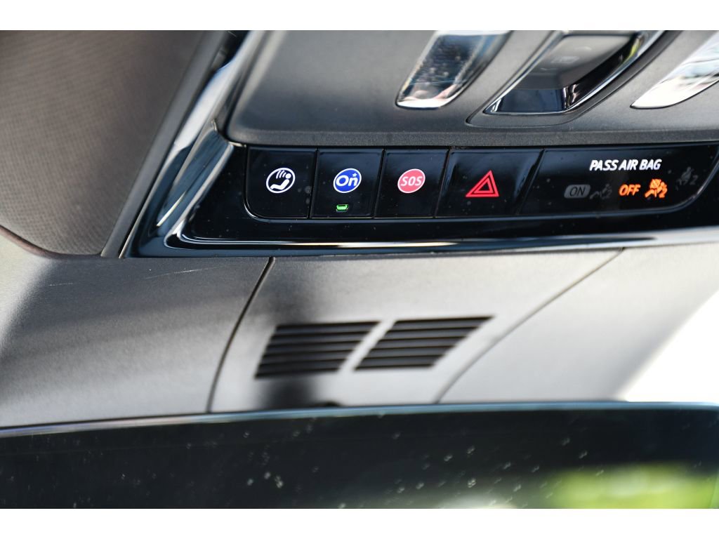 Certified 2024 Cadillac Lyriq Sport AWD/4WD image 33