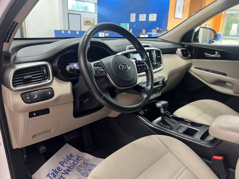 Used 2019 Kia Sorento AWD w/ LX Convenience Package image 19