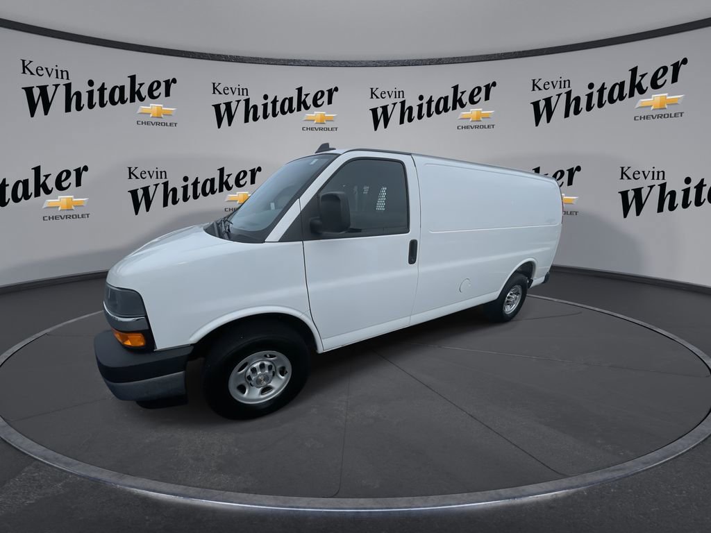 Used 2025 Chevrolet Express 2500 w/ Driver Convenience Package RWD image 4