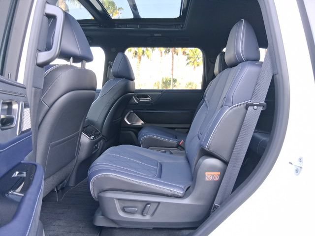 New 2026 INFINITI QX80 4WD image 26