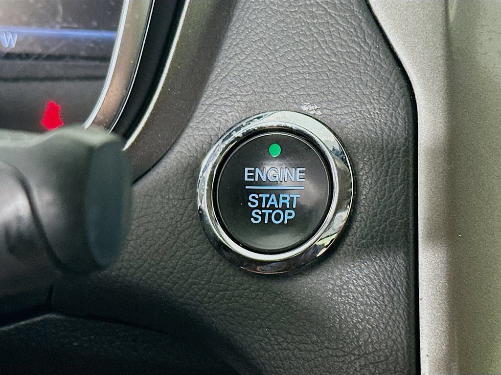 Used 2020 Ford Fusion SEL FWD image 19