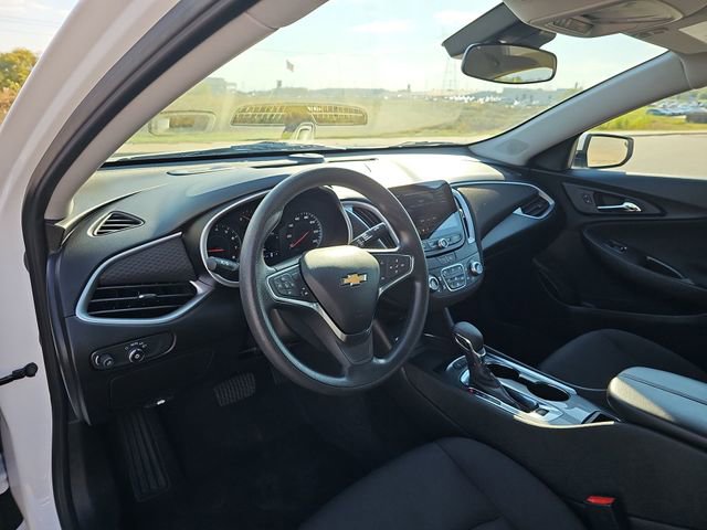 Used 2024 Chevrolet Malibu LT FWD image 10