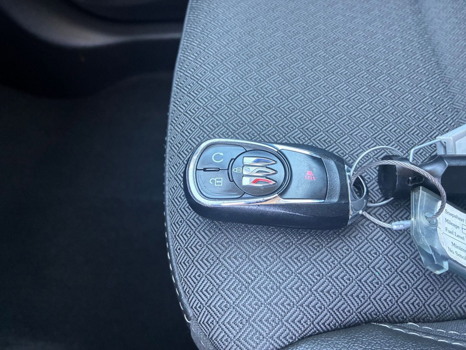 Used 2025 Buick Encore GX Preferred AWD/4WD image 21