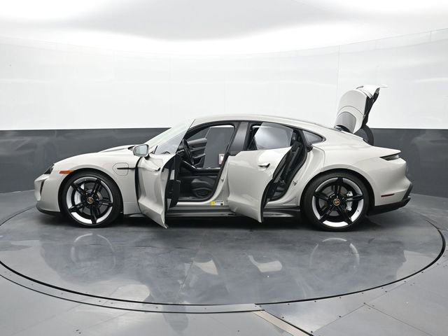 Certified 2024 Porsche Taycan GTS image 29