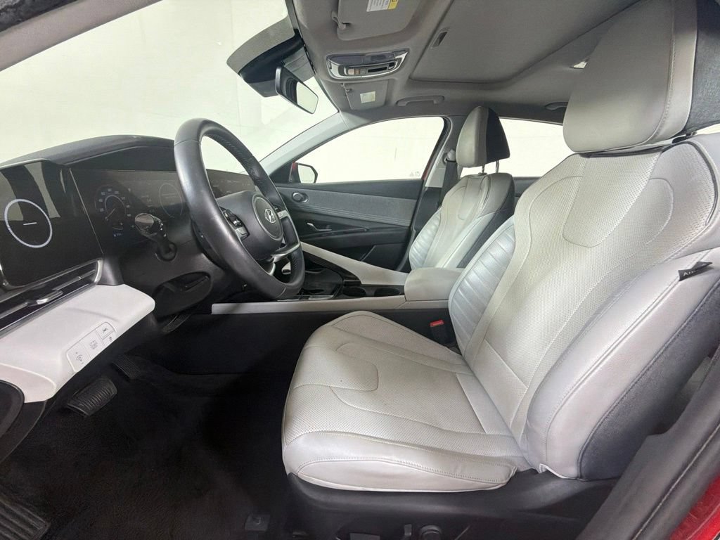 Used 2023 Hyundai Elantra Limited FWD image 26