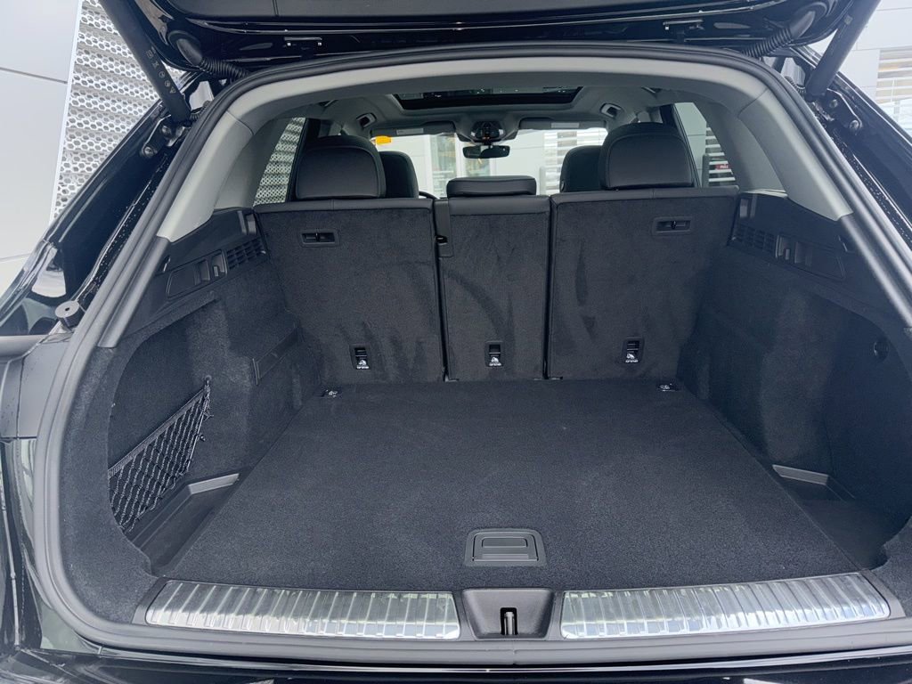 Certified 2025 Audi Q5 2.0T Premium Plus w/ Premium Plus image 16