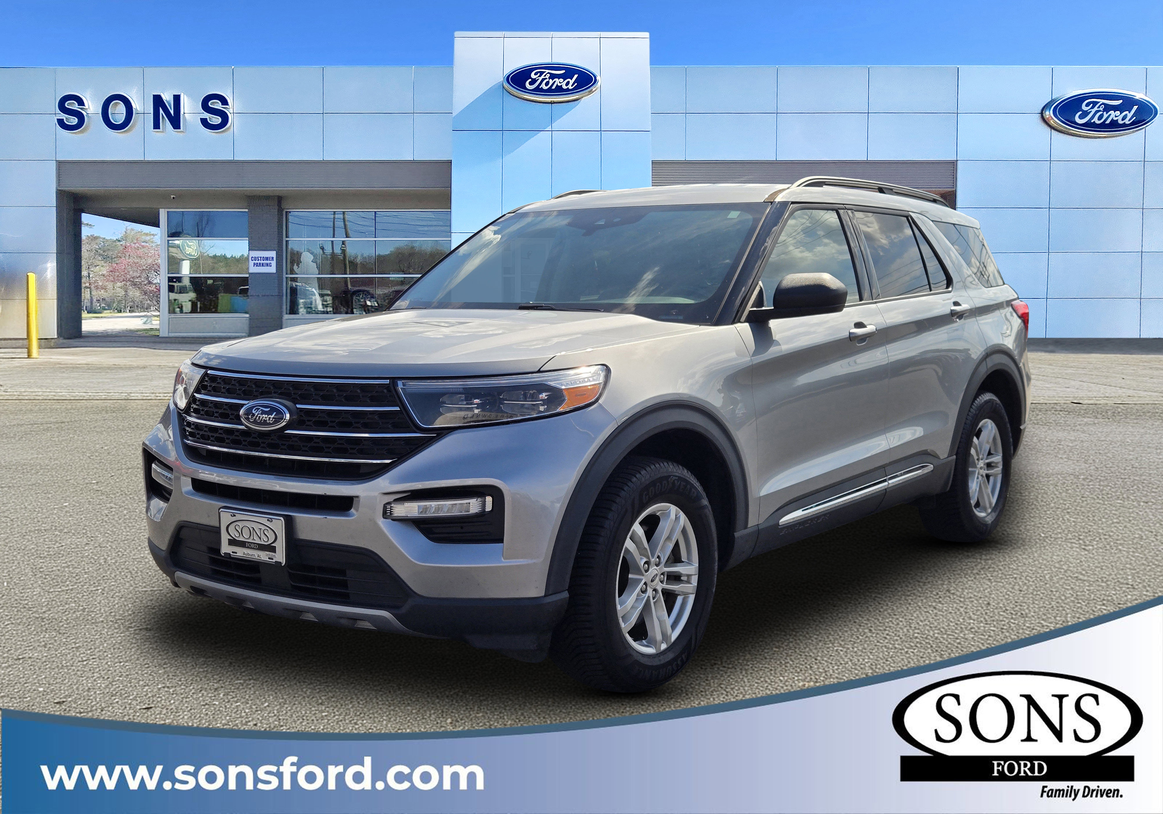 Certified 2023 Ford Explorer XLT w/ Equipment Group 202A