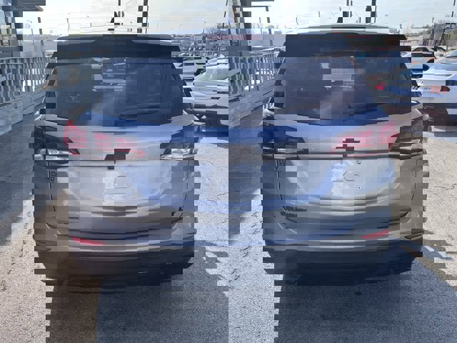 Used 2023 Chevrolet Equinox LT FWD image 7