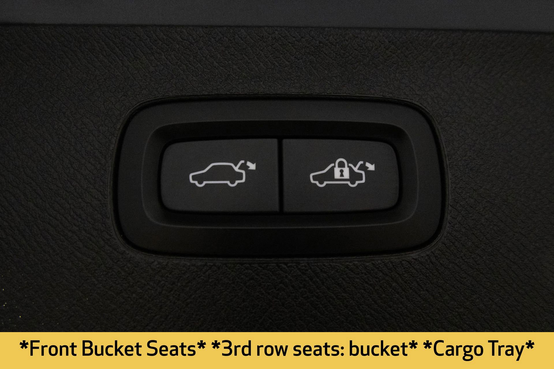 Used 2021 Volvo XC90 T6 Momentum w/ Protection Package image 40