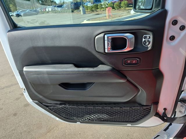 Used 2023 Jeep Wrangler Unlimited Rubicon 392 AWD/4WD image 35