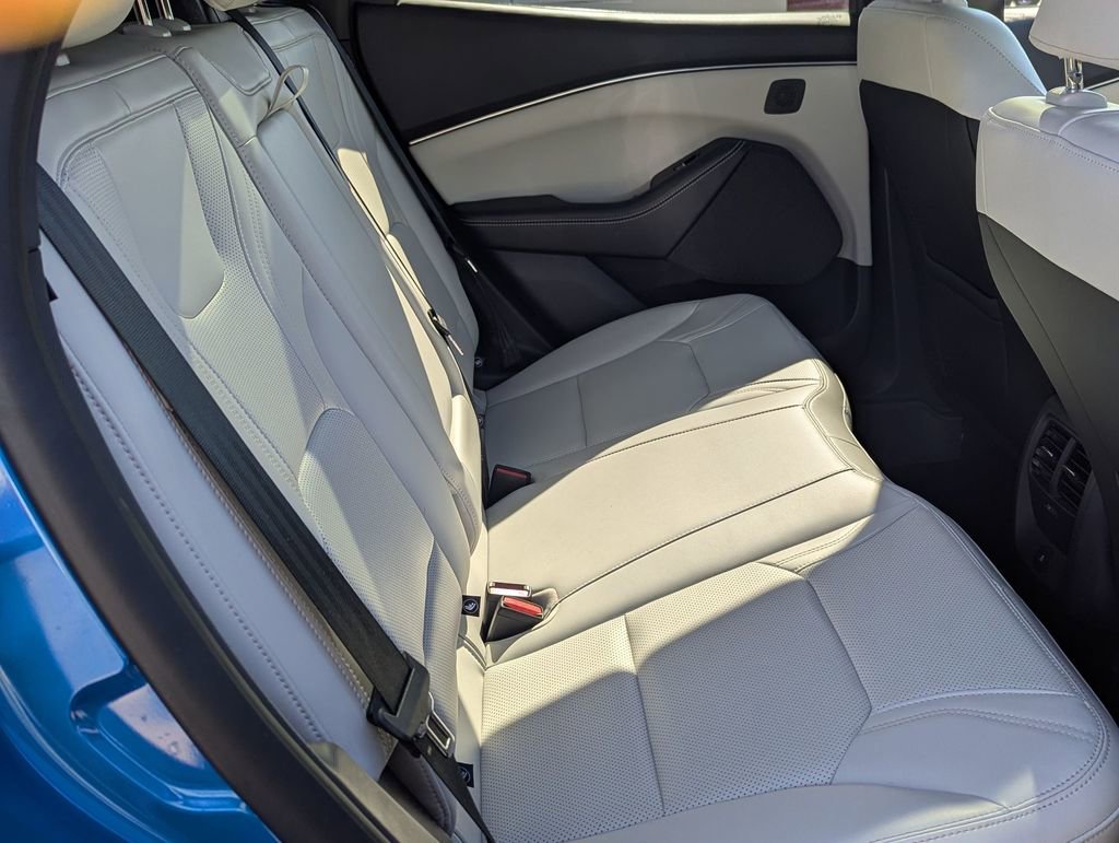 Used 2025 Ford Mustang Mach-E Premium image 27